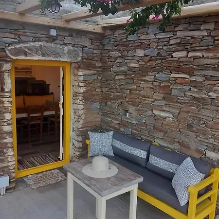 Kavourocheri House *