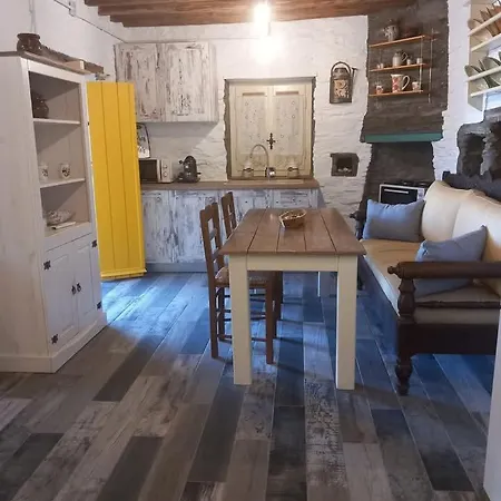 Kavourocheri House