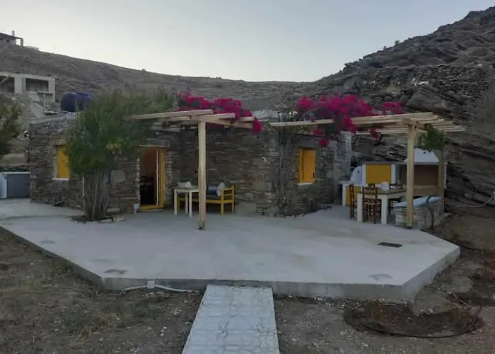 Сasa de vacaciones Kavourocheri House