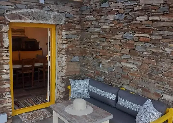 Kavourocheri House *