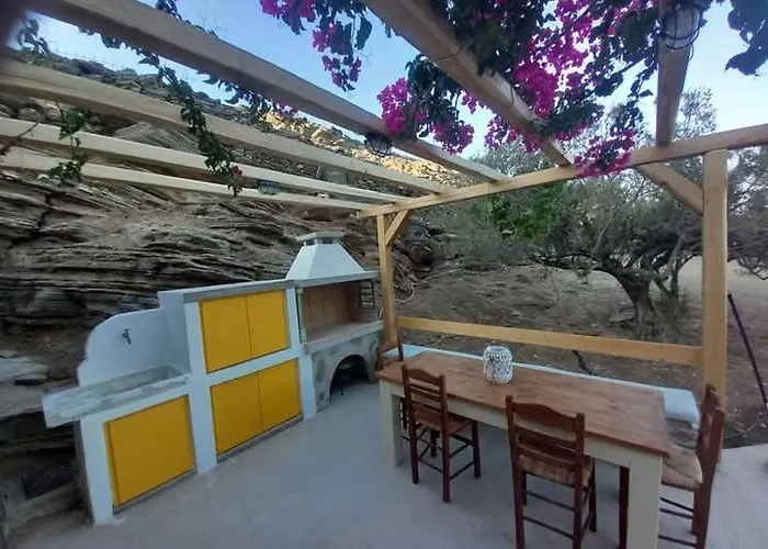 Сasa de vacaciones Kavourocheri House